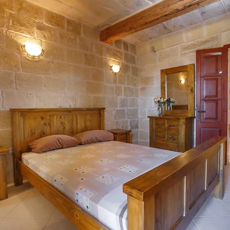 بيت للعطل Veduta Farmhouse With Private Pool *