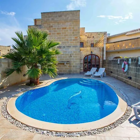 بيت للعطل Veduta Farmhouse With Private Pool