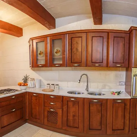 بيت للعطل Veduta Farmhouse With Private Pool *