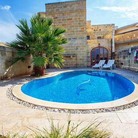 Veduta Farmhouse With Private Pool Għarb